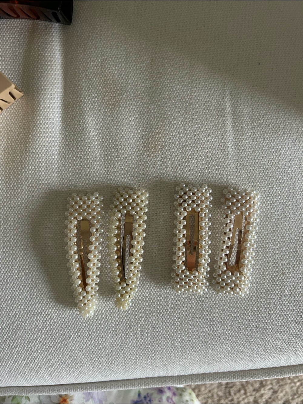 Pearl Beaded Hair Clips - Set of 4